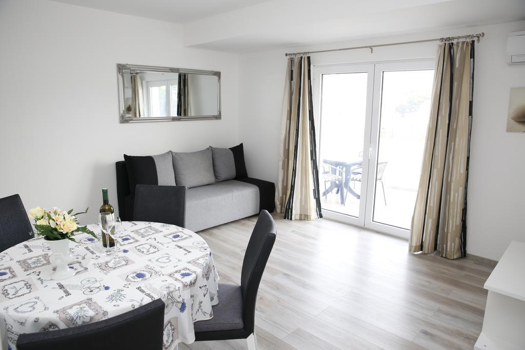 Apartments Gabrijel Vodice Ngoại thất bức ảnh