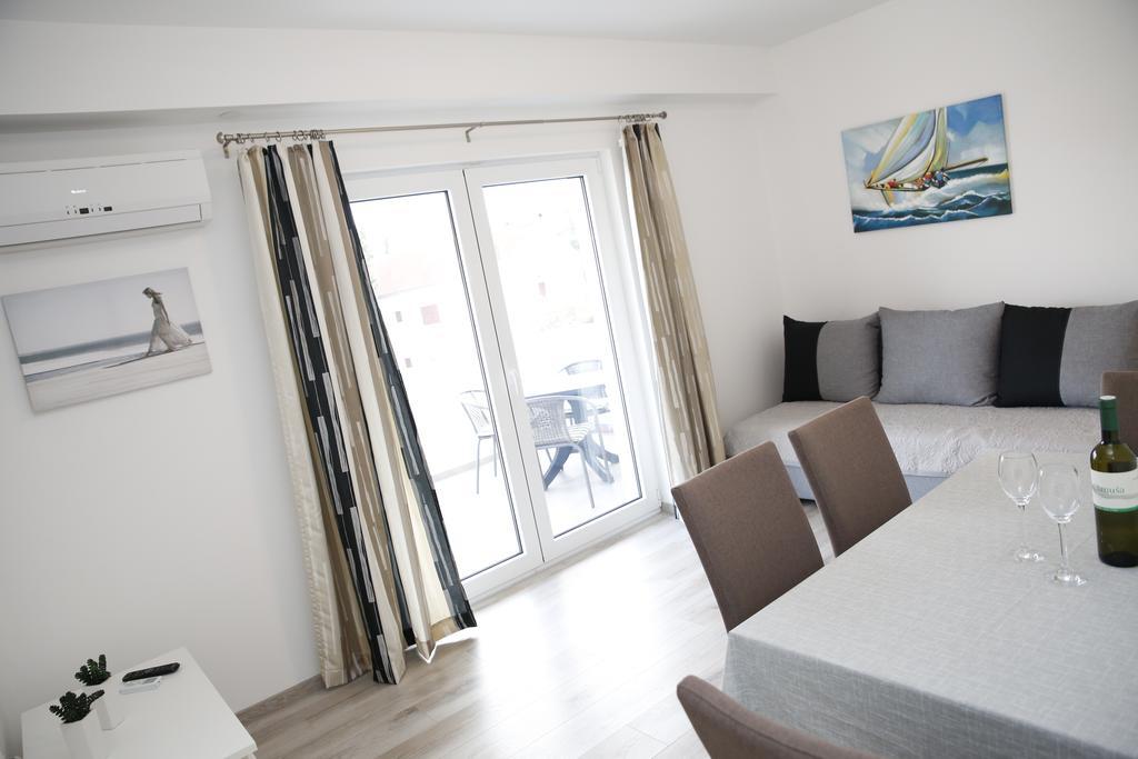 Apartments Gabrijel Vodice Ngoại thất bức ảnh