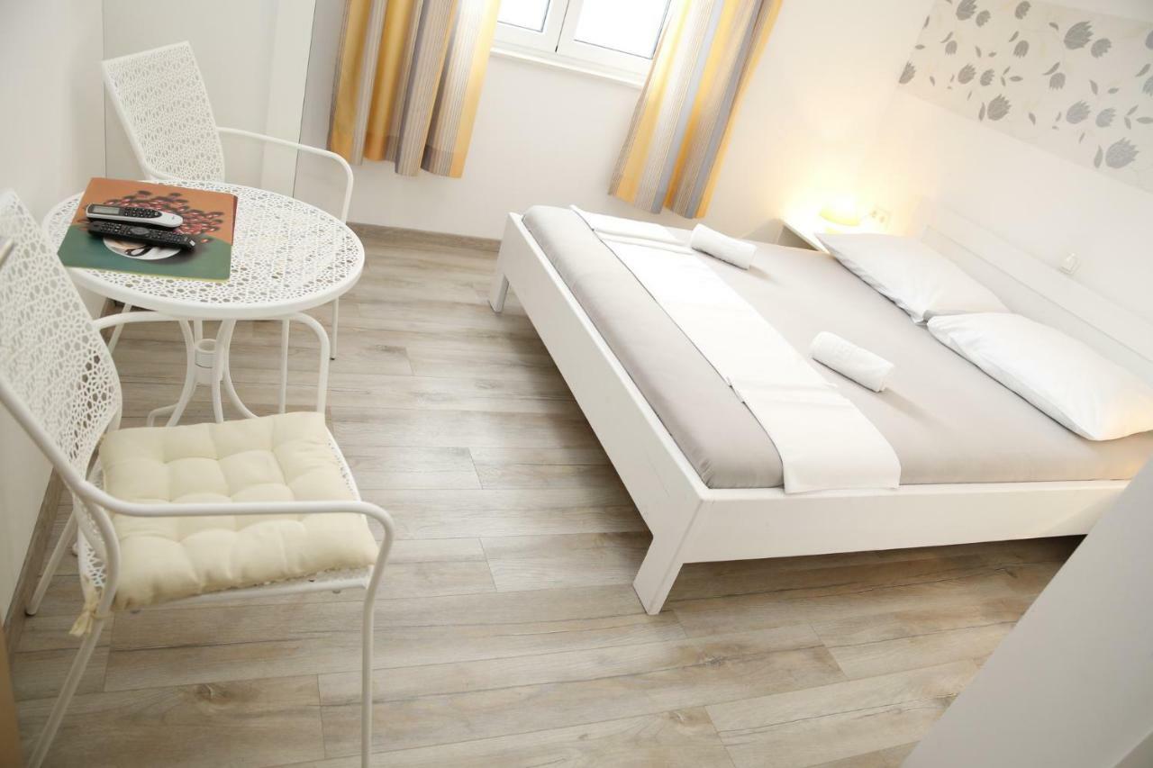 Apartments Gabrijel Vodice Phòng bức ảnh